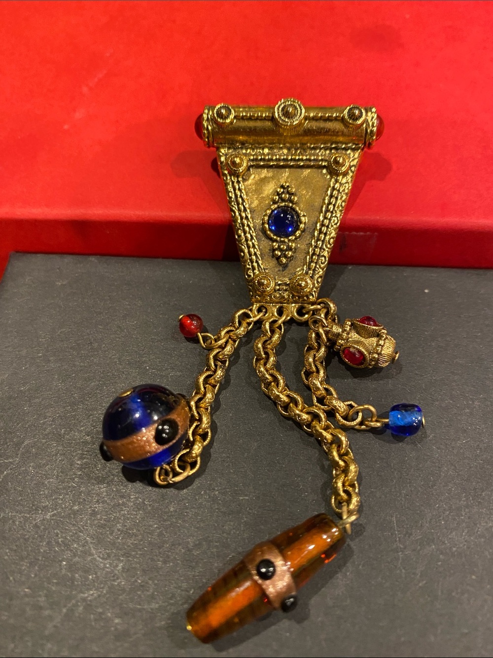 1928 Brand Vintage-Inspired Gold Tone Blue & Red Dangle Art Glass Brooch